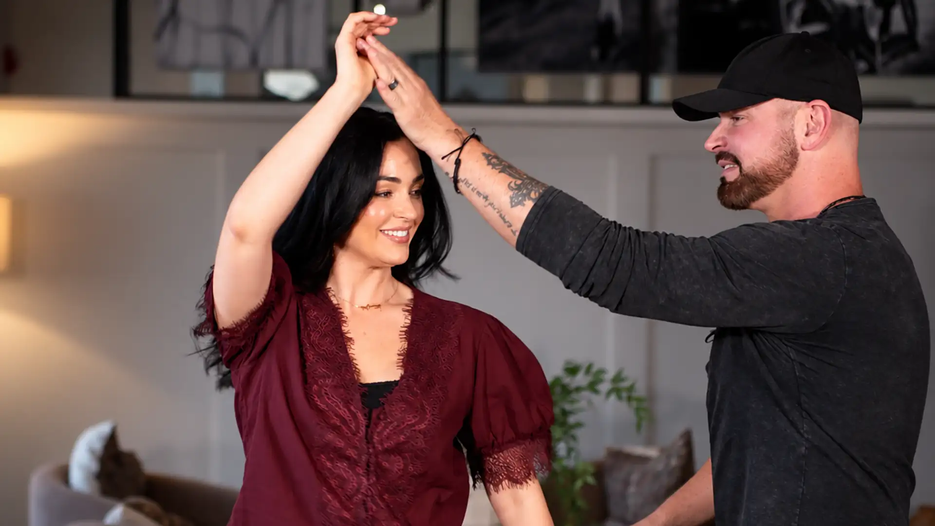 Salsa: The Underarm Turn